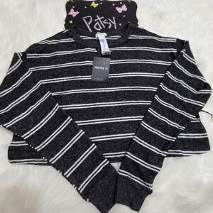 FOREVER 21 SLEPWEAR PJ TOP Crop Shirt  868